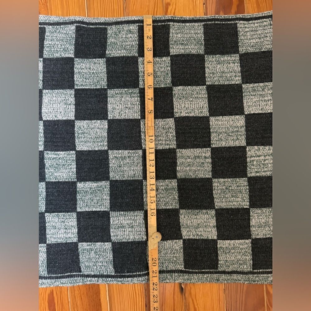 Game Rug - Picture 2 of 4
